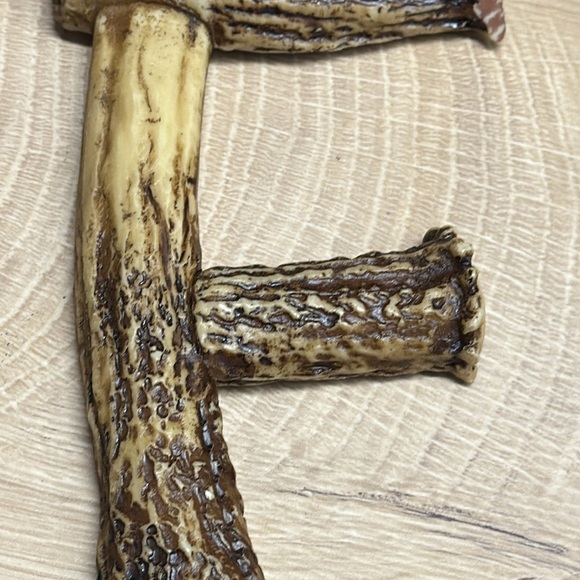 Rustic Letter E Decor - Picture 3 of 5